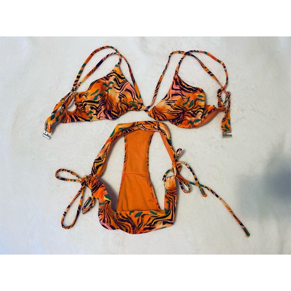 Icon Swim Bikini - Picture 3 of 4